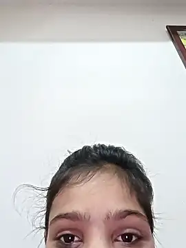 Snapshot of Riyu_05 chatting on December 2024 07:13:02 AM Riyu 05 online show from December 2024 07:13:02 AM