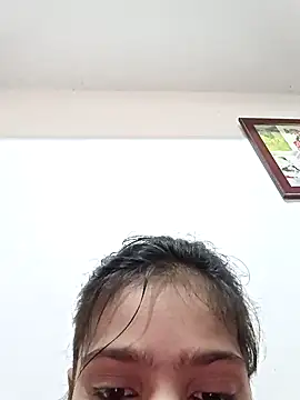 Snapshot of Riyu_05 chatting on December 2024 06:10:02 AM Riyu 05 online show from December 2024 06:10:02 AM