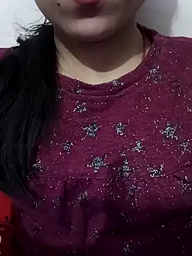 Snapshot of Riyu_05 chatting on December 2024 06:33:01 AM Riyu 05 online show from December 2024 06:33:01 AM