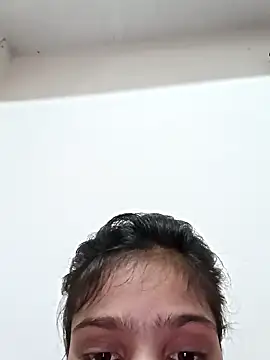 Snapshot of Riyu_05 chatting on January 2025 08:18:02 AM Riyu 05 online show from January 2025 08:18:02 AM