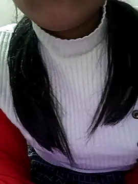 Snapshot of Riyu_05 chatting on January 2025 11:33:01 AM Riyu 05 online show from January 2025 11:33:01 AM