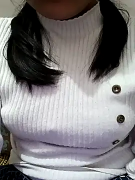 Snapshot of Riyu_05 chatting on January 2025 09:46:01 AM Riyu 05 online show from January 2025 09:46:01 AM