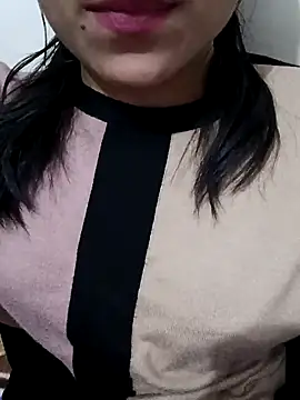 Snapshot of Riyu_05 chatting on January 2025 09:50:02 AM Riyu 05 online show from January 2025 09:50:02 AM