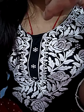 Snapshot of Riyu_05 chatting on October 2025 06:26:02 AM Riyu 05 online show from October 2025 06:26:02 AM