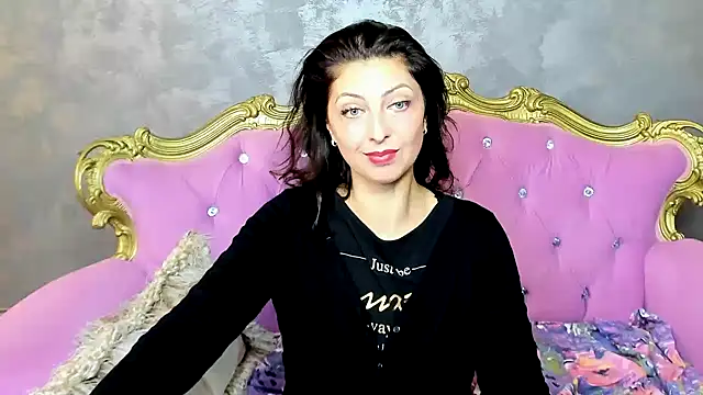 DivinSandra online show from January 2025 08:51:02 AM
