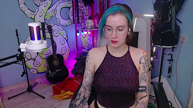 Cumpotik Eve online show from June 2026 05:53:02 AM