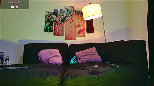 Snapshot of Lizzymontanaa chatting on December 2024 04:26:01 AM Lizzymontanaa online show from December 2024 04:26:01 AM