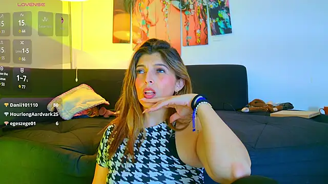 Snapshot of Lizzymontanaa chatting on February 2025 07:49:01 AM Lizzymontanaa online show from February 2025 07:49:01 AM