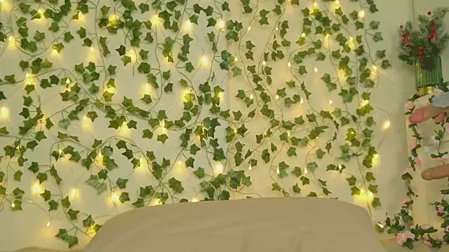 Snapshot of Brenda_M00n chatting on January 2025 05:10:01 AM Brenda M00n online show from January 2025 05:10:01 AM