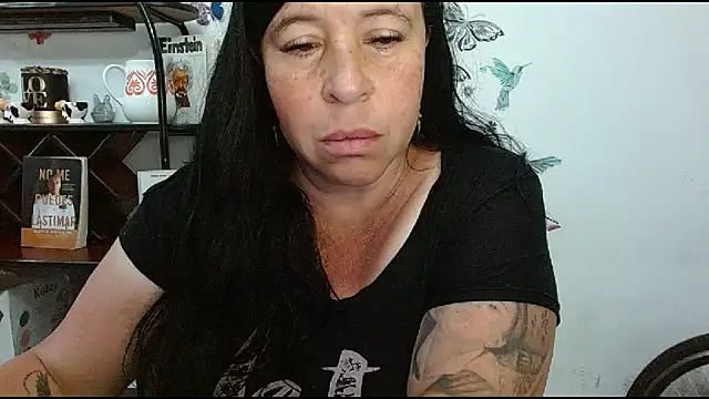 Snapshot of SadistikXX chatting on April 2026 01:52:02 AM SadistikXX online show from April 2026 01:52:02 AM