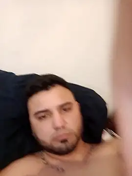 SINUECASTILLO online show from December 2024 06:17:01 PM