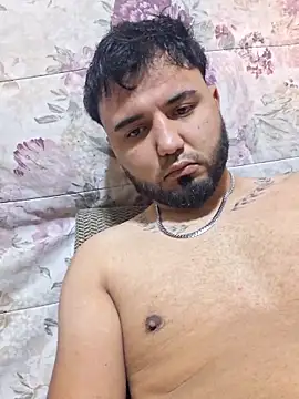 SINUECASTILLO online show from February 2026 07:48:01 PM