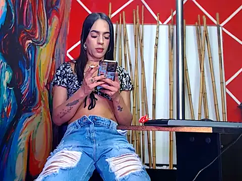Snapshot of sofi_doll77 chatting on April 2026 07:31:01 PM sofi doll77 online show from April 2026 07:31:01 PM