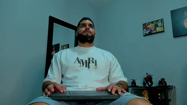 SamirHazard97 online show from January 2025 02:25:01 AM