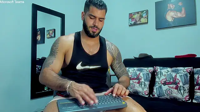 SamirHazard97 online show from October 2025 08:17:02 PM