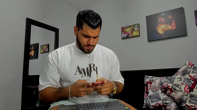 SamirHazard97 online show from October 2025 07:25:02 PM