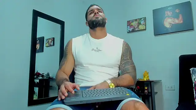 SamirHazard97 online show from November 2025 09:48:01 PM