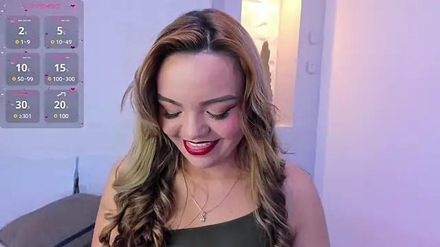 EmilyRouss  online show from January 2025 07:18:01 PM