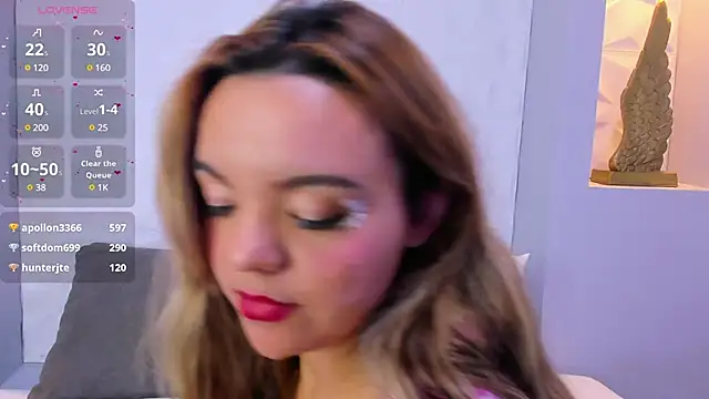 EmilyRouss  online show from February 2025 01:34:01 AM