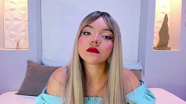 EmilyRouss  online show from February 2025 07:19:02 PM