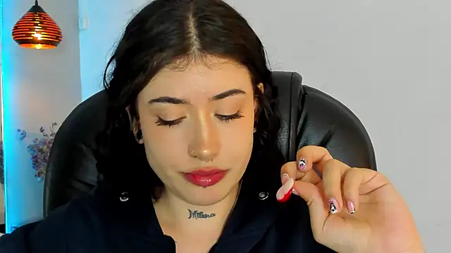 melody suarez online show from January 2025 10:40:02 PM