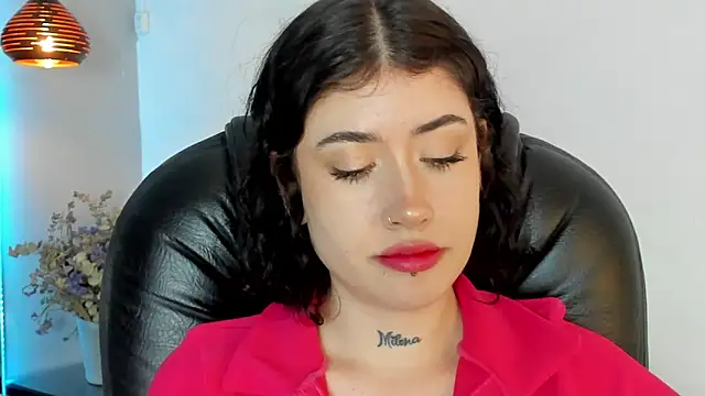 melody suarez online show from January 2025 10:41:02 PM