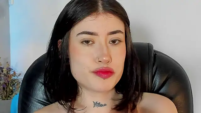 melody suarez online show from January 2025 07:17:02 PM