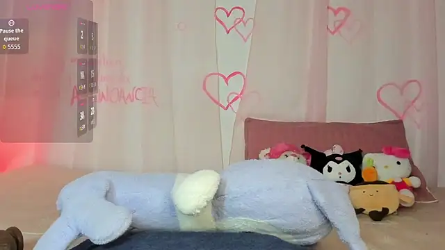 melody suarez online show from September 2025 10:35:02 PM