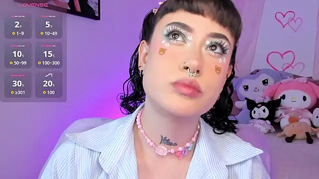 melody suarez online show from October 2025 10:56:01 PM