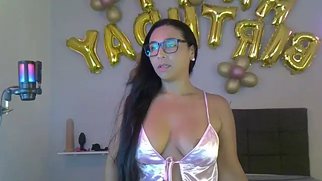 Snapshot of DIOSA-HOT chatting on February 2025 09:14:02 AM DIOSA-HOT online show from February 2025 09:14:02 AM