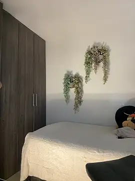 Snapshot of valeria2019hot chatting on March 2026 11:37:02 AM valeria2019hot online show from March 2026 11:37:02 AM