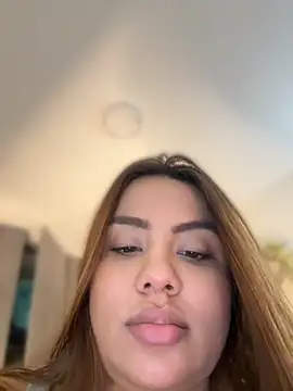 Snapshot of valeria2019hot chatting on April 2026 03:46:02 PM valeria2019hot online show from April 2026 03:46:02 PM