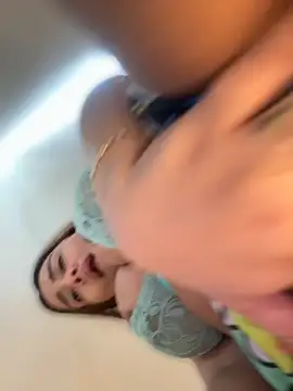 Snapshot of valeria2019hot chatting on April 2026 08:42:02 PM valeria2019hot online show from April 2026 08:42:02 PM