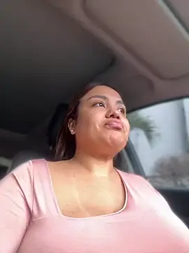 Snapshot of valeria2019hot chatting on April 2026 07:17:02 PM valeria2019hot online show from April 2026 07:17:02 PM