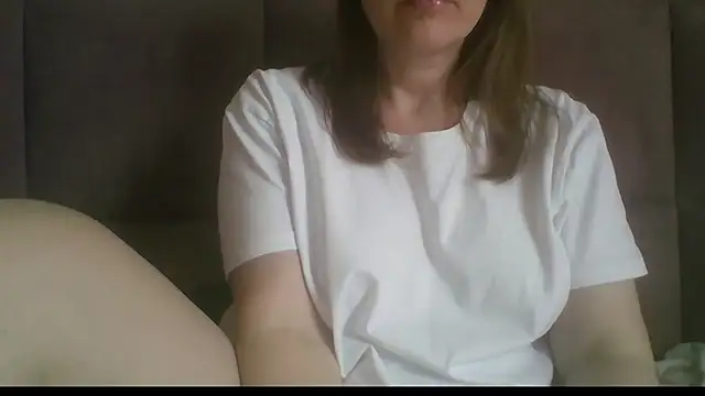 Snapshot of Sladkiegubki chatting on April 2026 11:08:01 AM Sladkiegubki online show from April 2026 11:08:01 AM