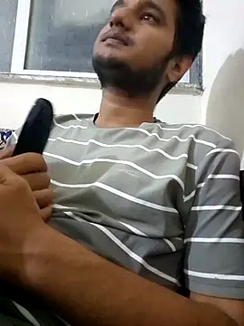 Jonrobinso online show from October 2025 01:56:02 PM