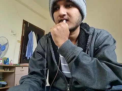 Jonrobinso online show from November 2025 05:39:02 AM