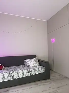 LoveLuna  online show from October 2025 06:16:02 PM