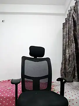 sanaya baby online show from February 2026 06:48:01 PM