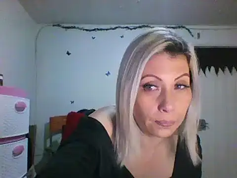 Snapshot of alixia81 chatting on January 2025 09:37:02 AM alixia81 online show from January 2025 09:37:02 AM