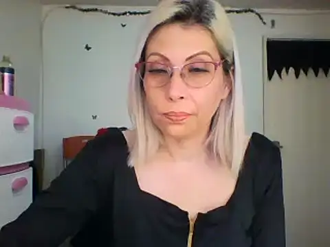 Snapshot of alixia81 chatting on January 2025 12:41:01 PM alixia81 online show from January 2025 12:41:01 PM