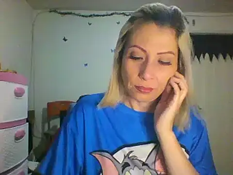 Snapshot of alixia81 chatting on January 2025 09:50:02 AM alixia81 online show from January 2025 09:50:02 AM