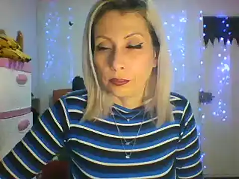 Snapshot of alixia81 chatting on February 2025 01:50:02 AM alixia81 online show from February 2025 01:50:02 AM