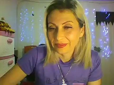 Snapshot of alixia81 chatting on February 2025 06:56:01 AM alixia81 online show from February 2025 06:56:01 AM