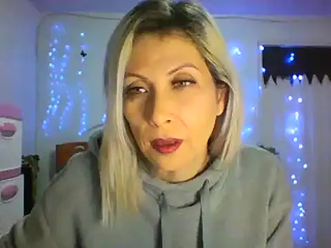 Snapshot of alixia81 chatting on March 2025 11:46:01 PM alixia81 online show from March 2025 11:46:01 PM