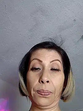 Snapshot of alixia81 chatting on September 2025 10:23:01 PM alixia81 online show from September 2025 10:23:01 PM