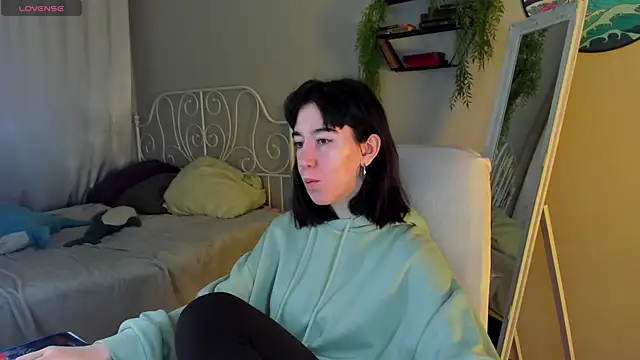 Belle Via online show from January 2025 05:20:02 AM