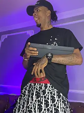 Snapshot of AaronCruz_ chatting on March 2025 01:40:02 PM AaronCruz online show from March 2025 01:40:02 PM