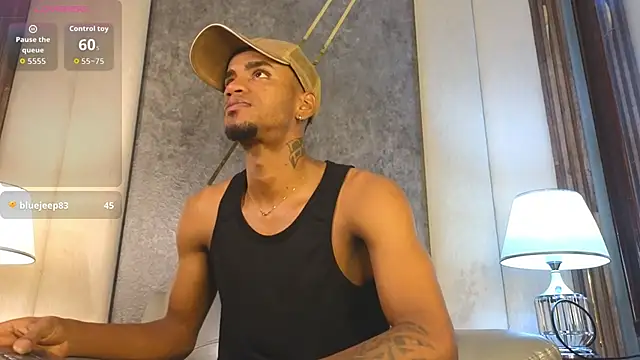 Snapshot of AaronCruz_ chatting on September 2025 01:57:02 PM AaronCruz online show from September 2025 01:57:02 PM