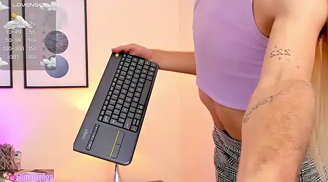 Snapshot of ariivega chatting on December 2024 03:07:02 AM ariivega online show from December 2024 03:07:02 AM